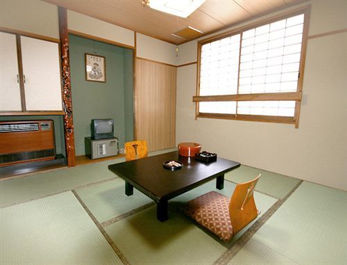 Ryokan Wakamiya Киото Екстериор снимка
